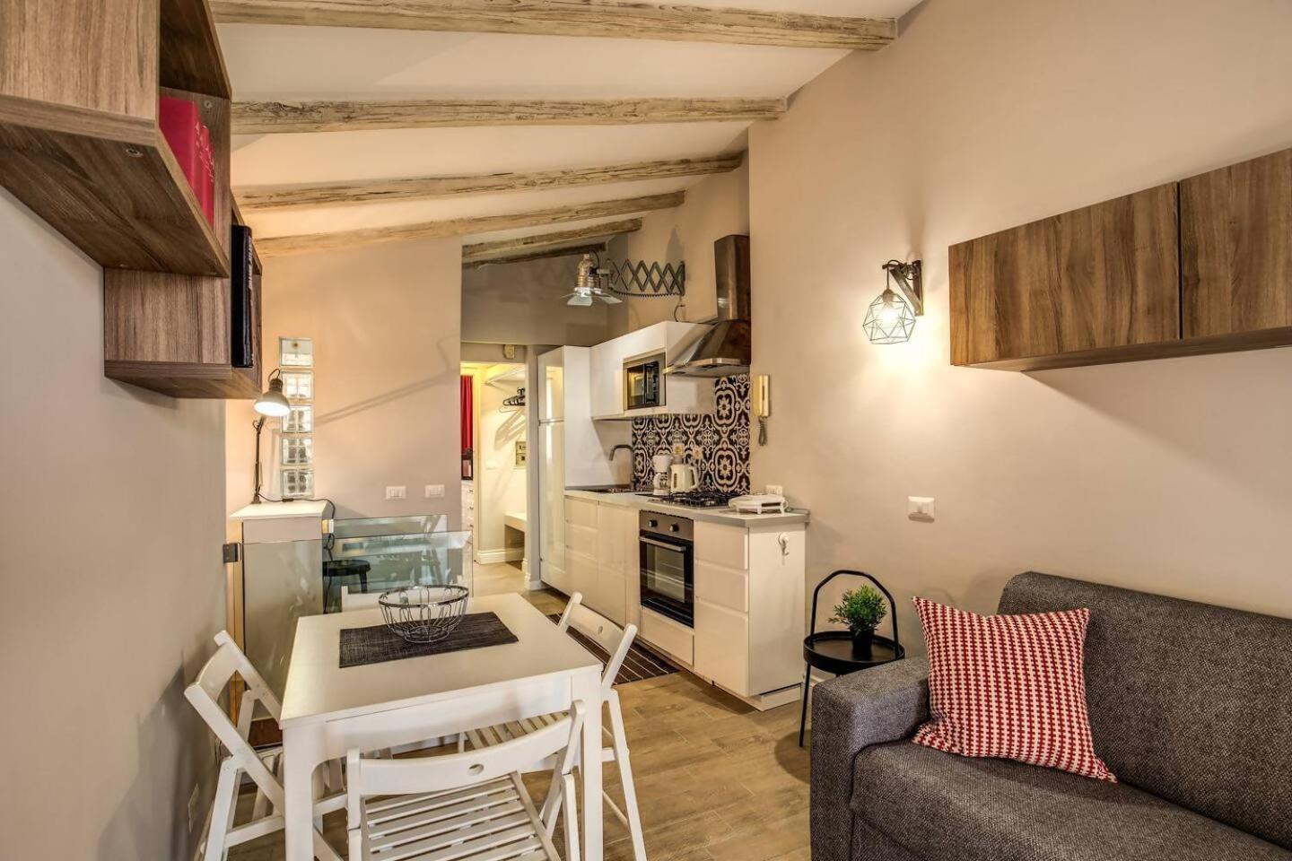 Apartamento Attic With Terrace By Trevi Fountain Roma Exterior foto