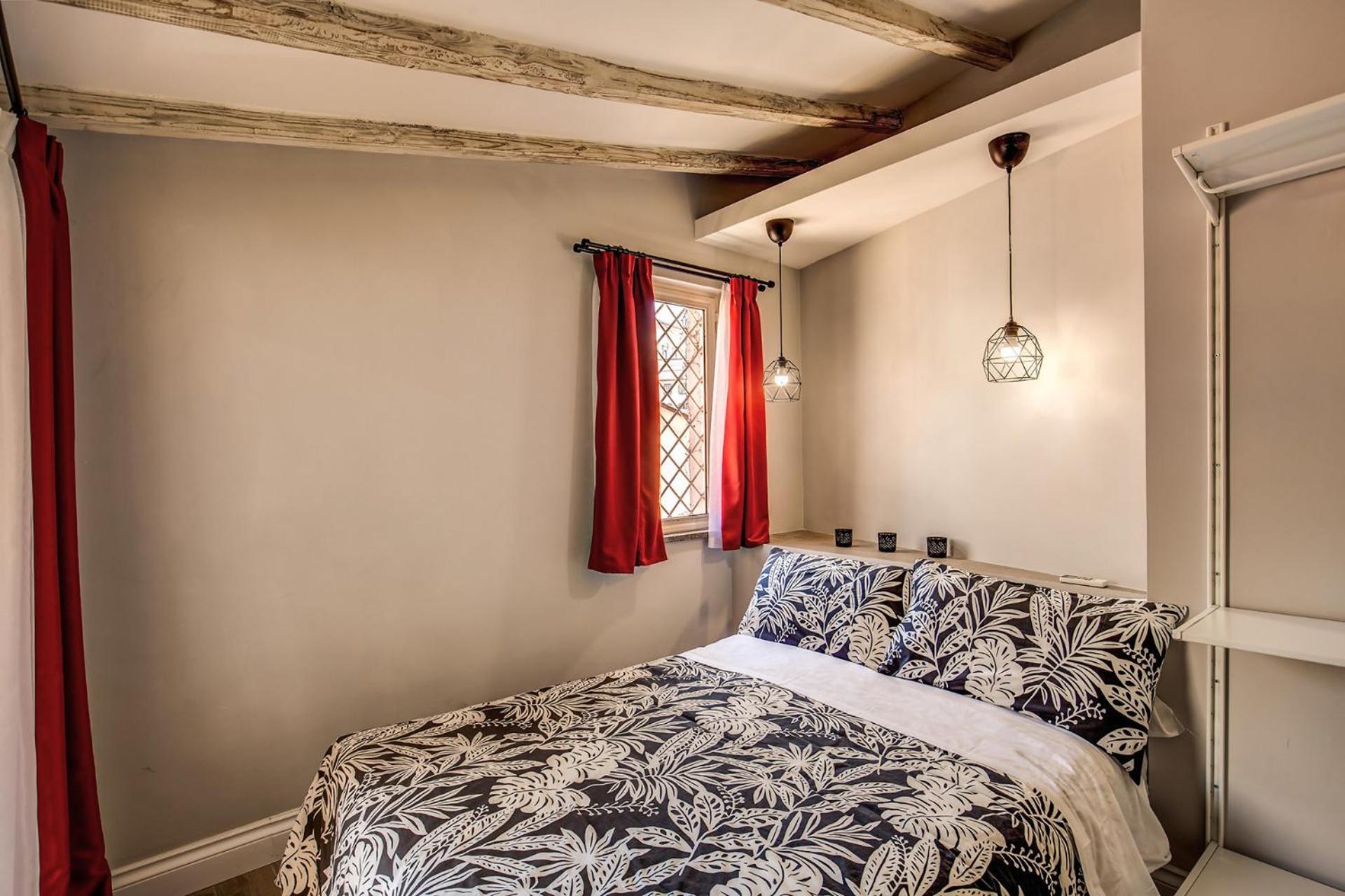 Apartamento Attic With Terrace By Trevi Fountain Roma Exterior foto